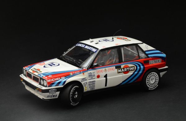 Italeri Lancia Delta HF integrale 16v - 1 12 Scale Model Kit Online Hot Sale